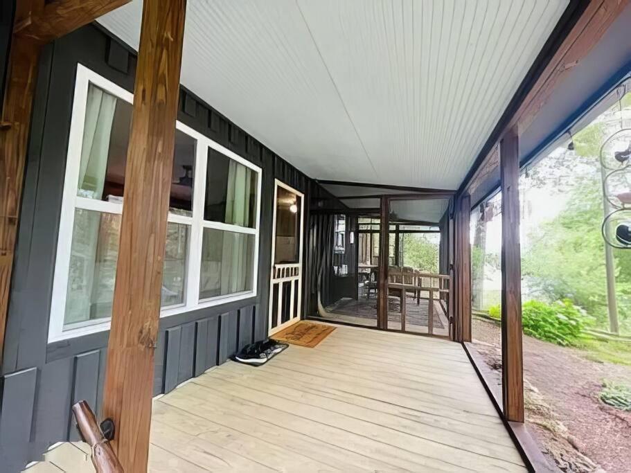 Cameron'S Cottage At The Lake Tallassee Kültér fotó